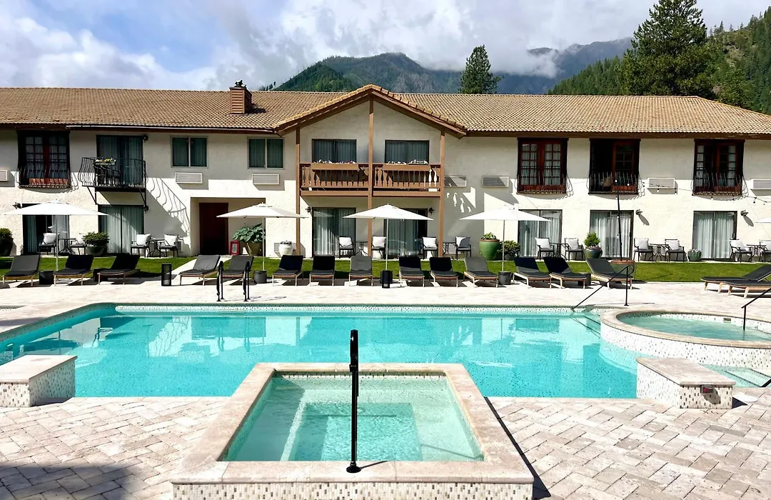 Enzian Inn-1